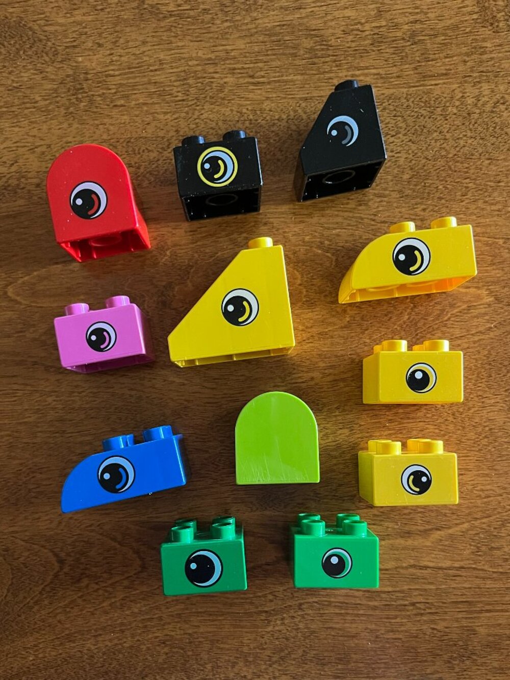 Duplo colorful eye pieces - Picture 2 of 3